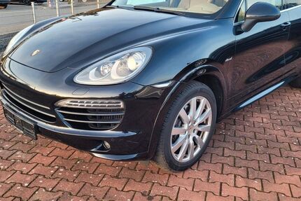 Porsche Cayenne 274.438 km 14.890 &euro; Halle (Westfalen) 33790