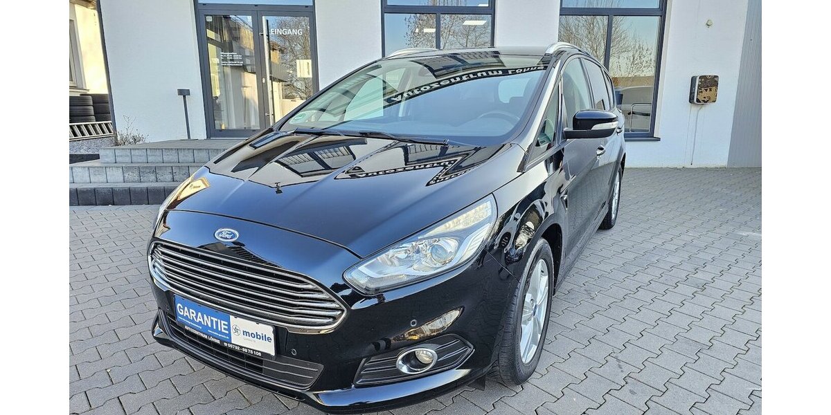 Ford S-Max Business NAVI AHK RFK 7-Sitzer AUS 1.HAND 103.880 km 16.990 &euro; Löhne 32584