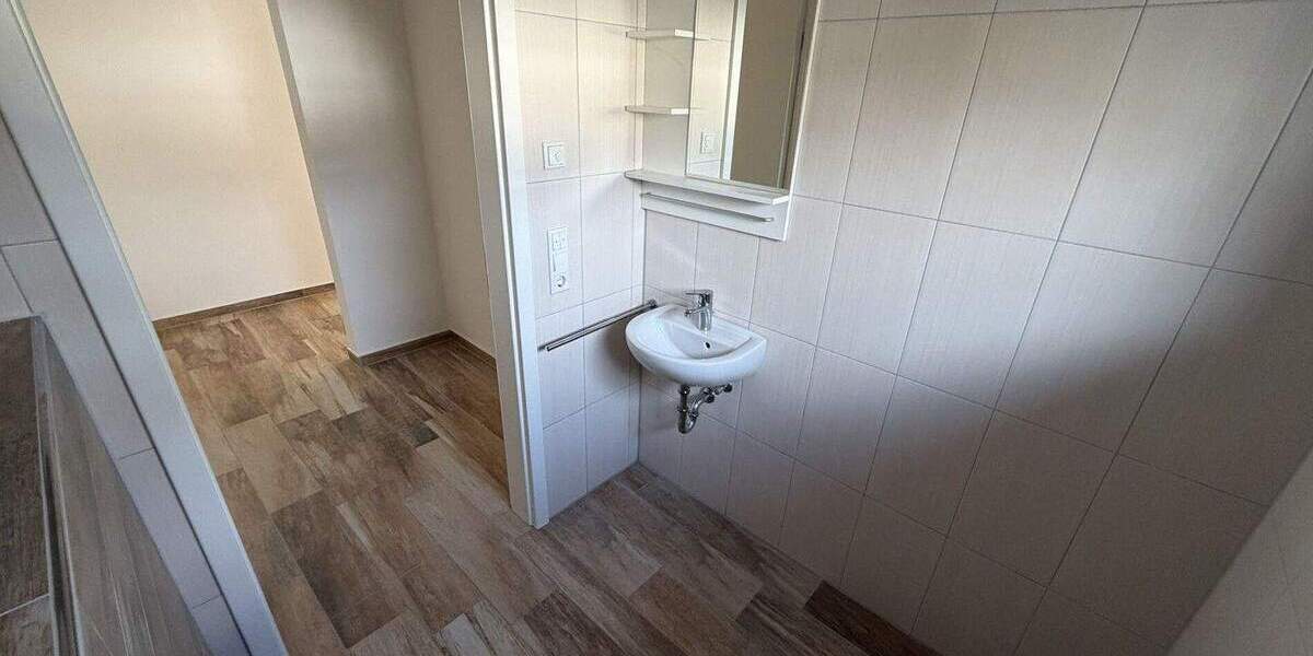 Etagenwohnung Bielefeld / Senne Senne - 3 Zimmer, 107 m&sup2;, 1.100&euro; | Angebot:26161161