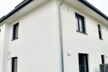 Wohnung Bad Oeynhausen - 3 Zimmer, 82 m&sup2;, 1.110&euro; | Angebot:26701720