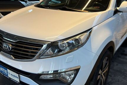 Kia Sportage 152.000 km 7.999 &euro; Lemgo 32657