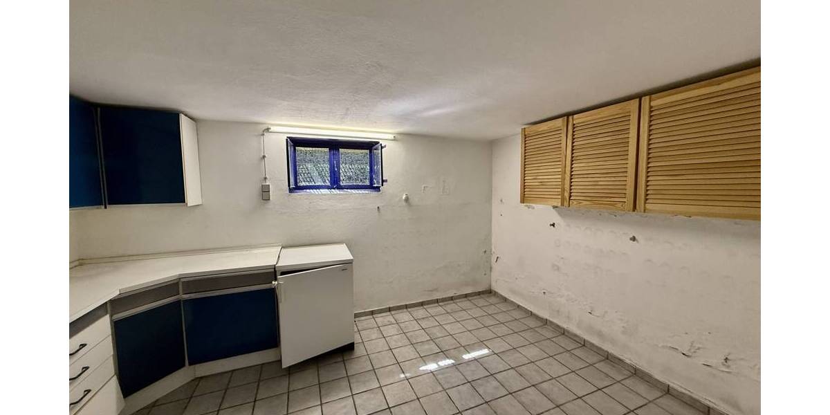 Bungalow Lage - 7 Zimmer, 208 m&sup2;, 339.000&euro; | Angebot:25780599
