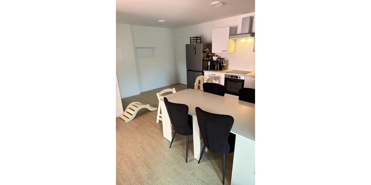 Etagenwohnung Schloß Holte-Stukenbrock Stukenbrock - 3 Zimmer, 76 m&sup2;, 1.230&euro; | Angebot:25545144