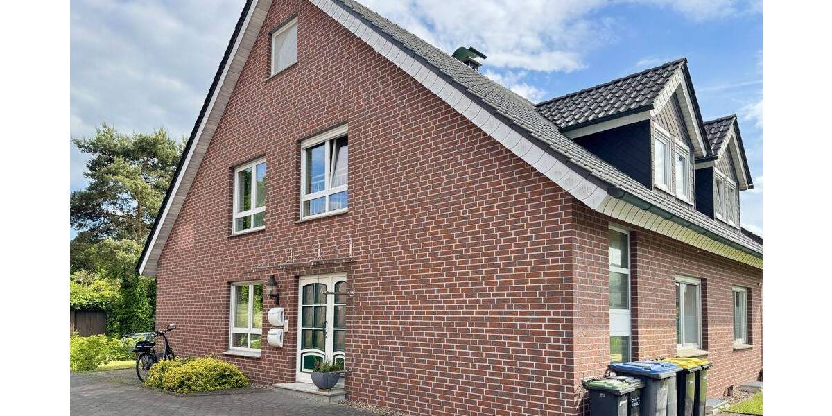 Etagenwohnung Augustdorf - 4 Zimmer, 127 m&sup2;, 1.080&euro; | Angebot:26887202