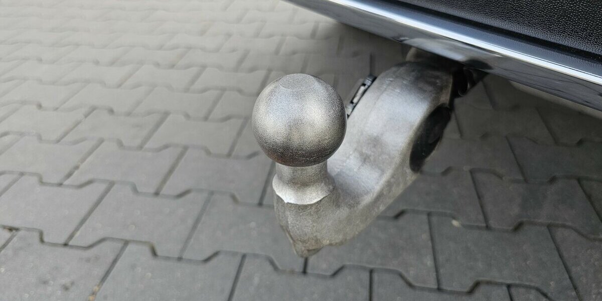 Mercedes-Benz ML 250 CDI 4Matic LEDER NAVI RFK AHK AUS 2.HAND 167.800 km 21.990 &euro; Löhne 32584