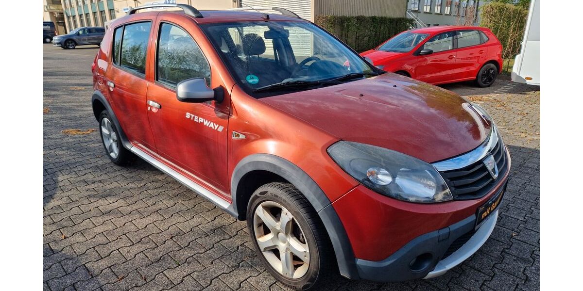 Dacia Sandero 110.000 km 4.700 &euro; Bielefeld 33609