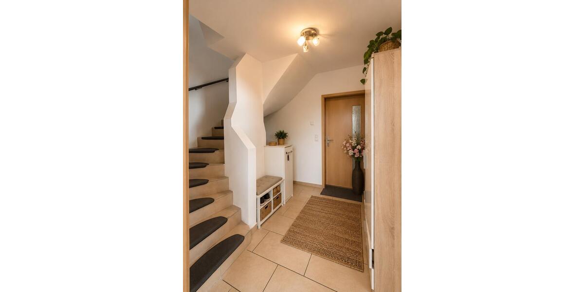 Doppelhaushälfte Bielefeld Heepen - 6 Zimmer, 150 m&sup2;, 459.000&euro; | Angebot:26763747