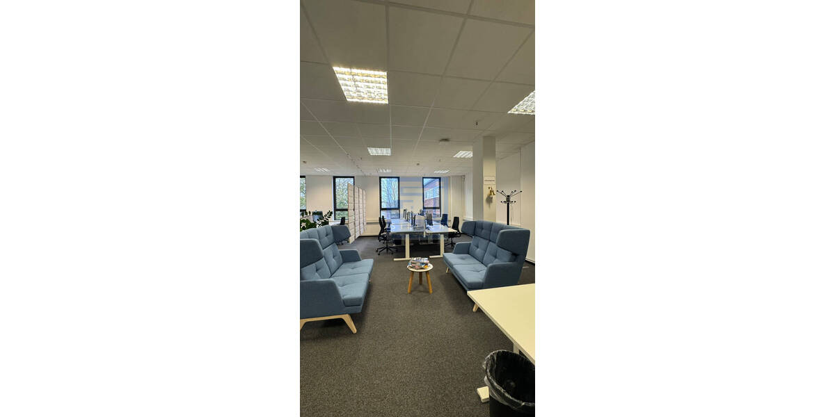 Gewerbeobjekt Bielefeld Sennestadt - 9 Zimmer, 810 m&sup2;, 6.885&euro; | Angebot:25669078