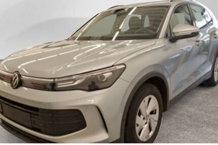 VW Tiguan 19.467 km 31.640 &euro; Lemgo 32657