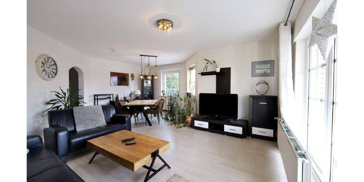 Etagenwohnung Lage Waddenhausen - 3 Zimmer, 85 m&sup2;, 160.000&euro; | Angebot:25689544