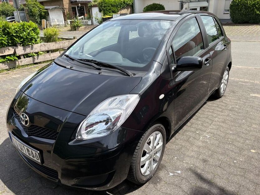 Yaris
