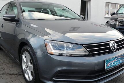 VW Jetta 67.200 km 14.850 &euro; Löhne 32584