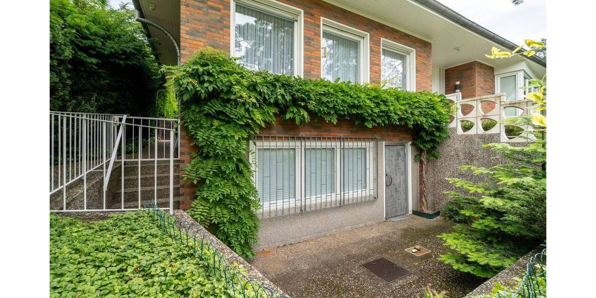 Einfamilienhaus Bielefeld Senne - 8 Zimmer, 293 m&sup2;, 699.000&euro; | Angebot:26501302