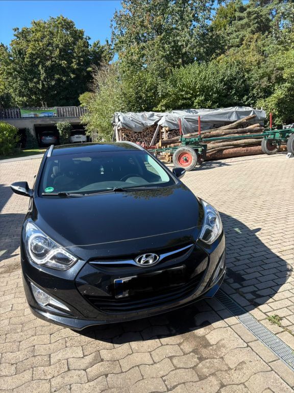 Hyundai i40 169.595 km 11.000 € Rödinghausen 32289