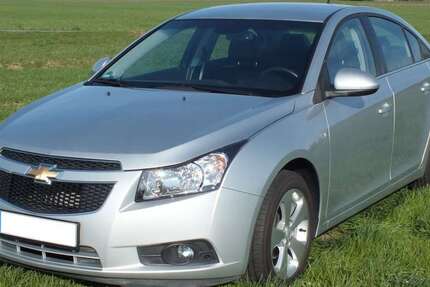 Chevrolet Cruze 95.500 km 7.950 &euro; Bielefeld, Stadt 33647
