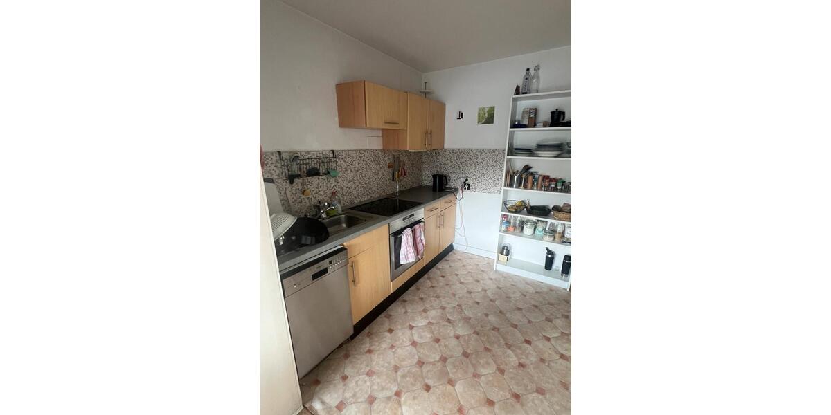 Etagenwohnung Detmold - 1 Zimmer, 2 m&sup2;, 375&euro; | Angebot:26647408