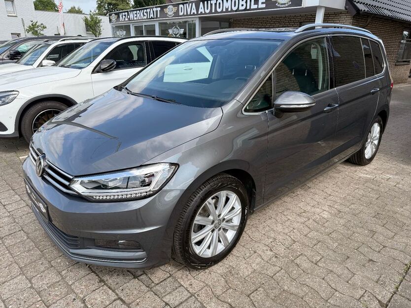 VW Touran 93.000 km 22.999 € Bielefeld 33647