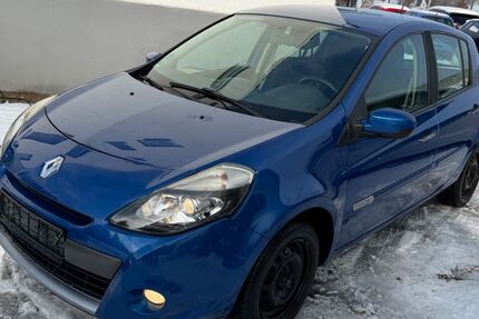 Renault Clio 176.000 km 2.000 &euro; Löhne Mennighüffen 32584