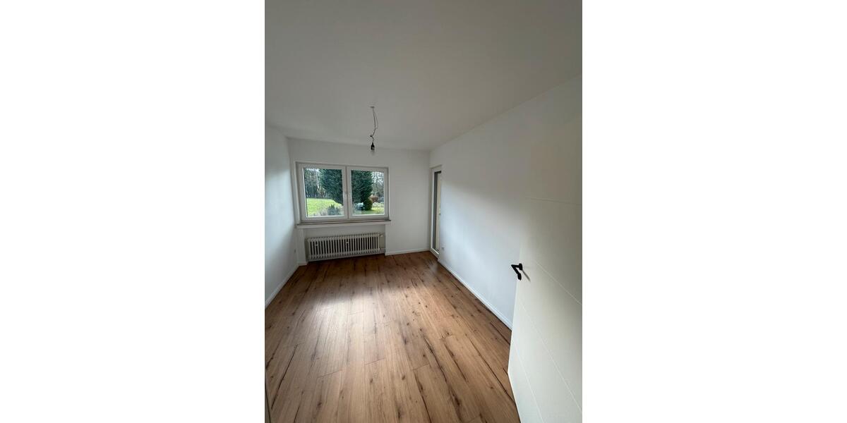 Maisonettenwohnung Bad Salzuflen Ehrsen-Breden - 5 Zimmer, 140 m&sup2;, 1.400&euro; | Angebot:26521337