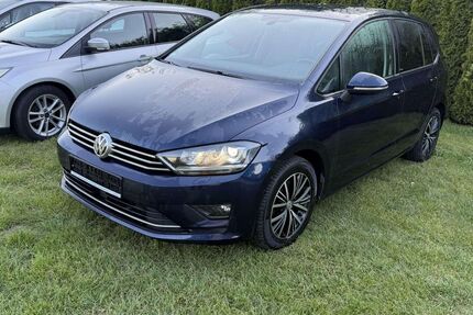 VW Golf Sportsvan 114.000 km 10.990 &euro; Borgholzhausen 33829