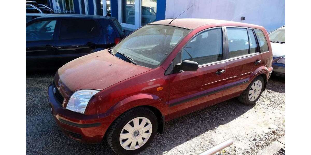 Ford Fusion 184.000 km 500 &euro; Vlotho 32602