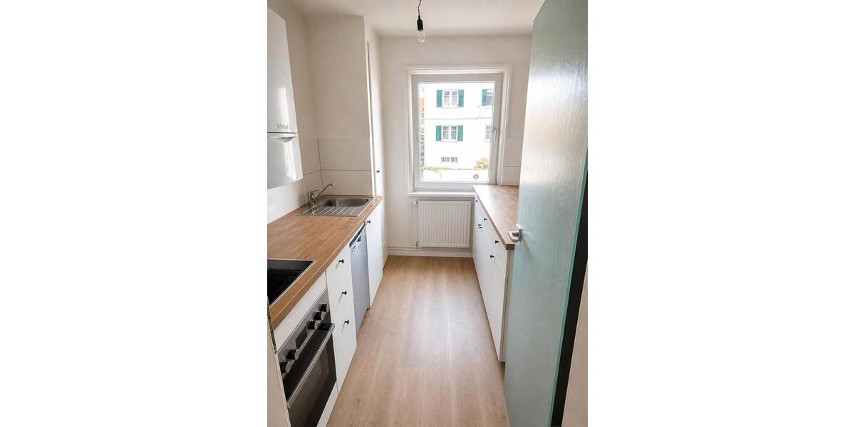 Etagenwohnung Detmold - 3.5 Zimmer, 103 m&sup2;, 1.000&euro; | Angebot:26415696