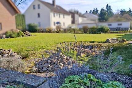 == Ruhig gelegenes Grundstück in Helpup wartet auf Ihr Bauvorhaben! == zimmer
