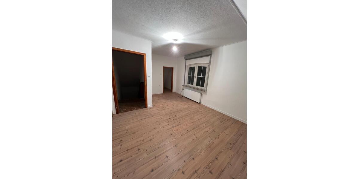 Doppelhaushälfte Kirchlengern - 6 Zimmer, 75 m&sup2;, 1.270&euro; | Angebot:25094737