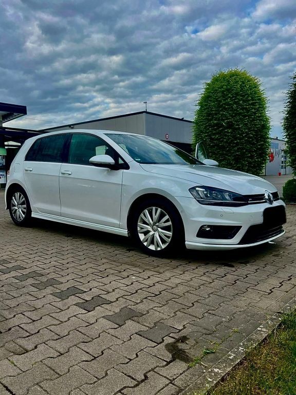 VW Golf 194.000 km 8.700 € Bünde 32257