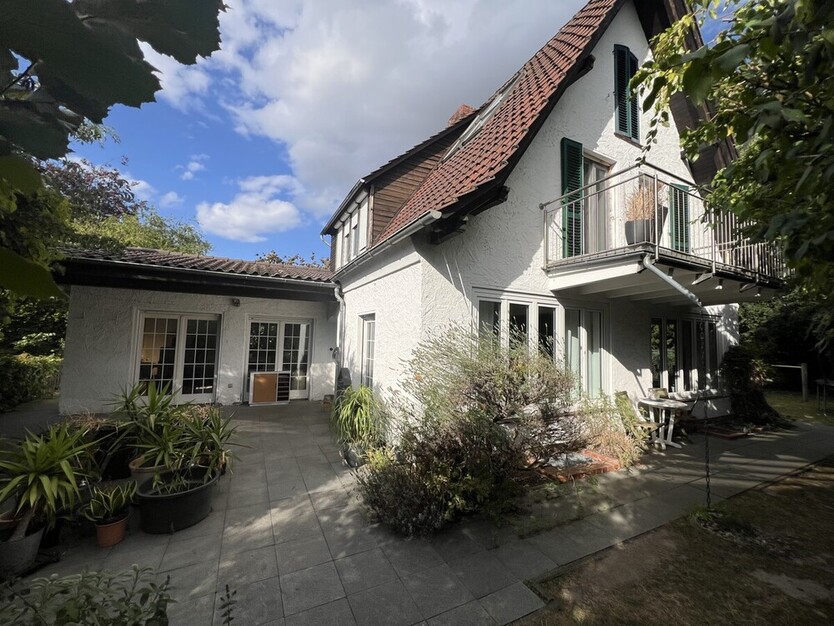 Charmantes Einfamilienhaus in Toplage zur Innenstadt! Separat erhältlich weitere ca. 566m² Baufläche 5 zimmer