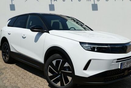 Opel Grandland (X) 4.000 km 32.890 &euro; Bielefeld 33647