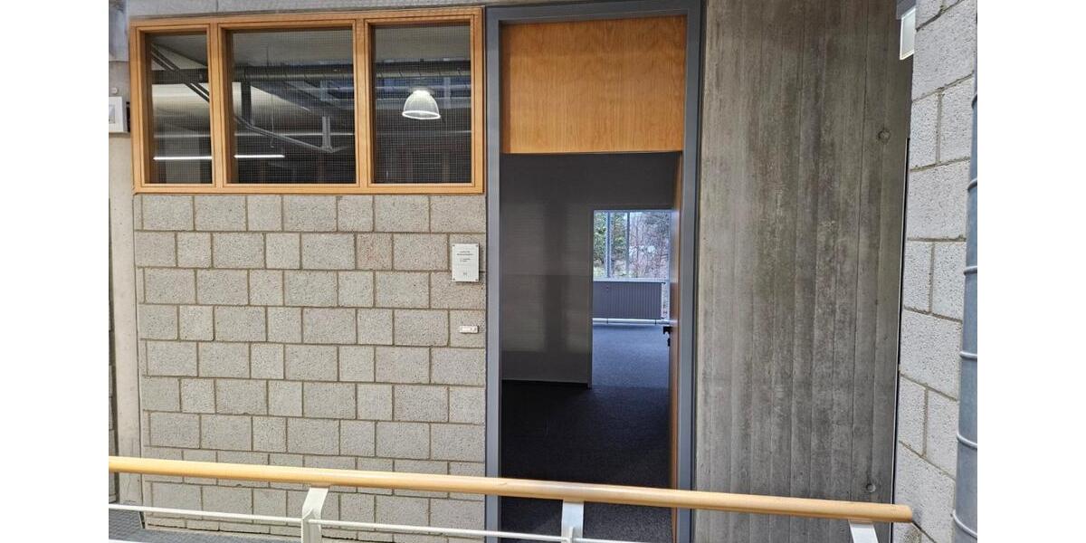 GILDE-Zentrum Detmold: 60 m² Büro mit 3 Räumen – ideal für Ihre Praxis!? zimmer