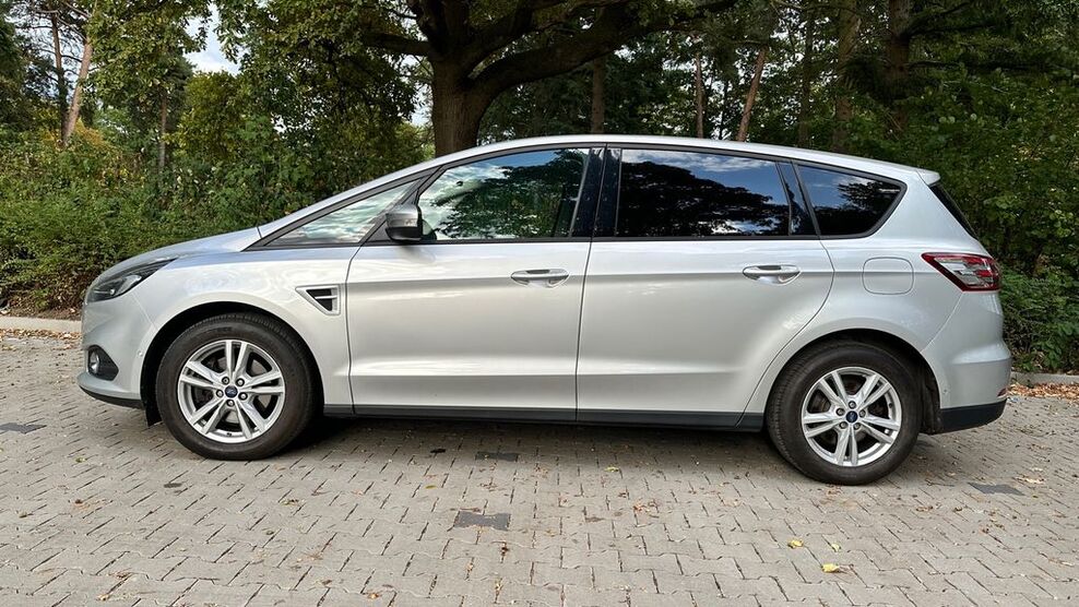 Ford S-Max 82.492 km 18.500 € Gütersloh 33334