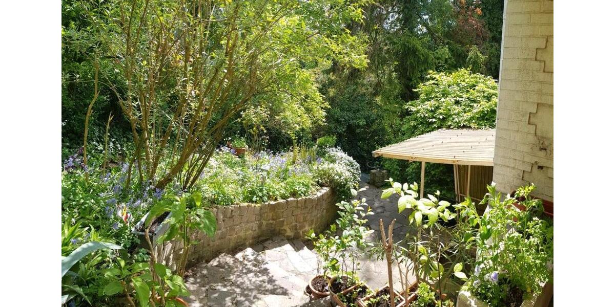 Hochparterre Detmold Hiddesen - 3 Zimmer, 96 m&sup2;, 730&euro; | Angebot:25545135