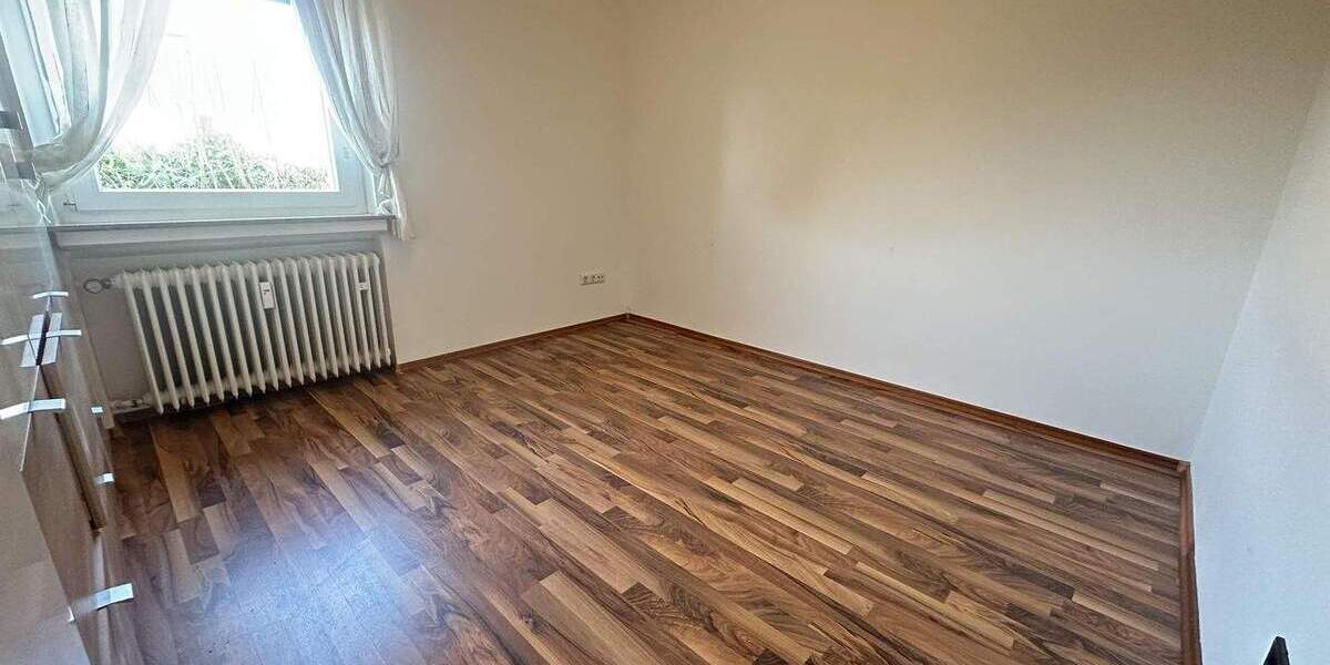 Mehrfamilienhaus, Wohnhaus Leopoldshöhe - 1 Zimmer, 210 m&sup2;, 455.000&euro; | Angebot:25566671