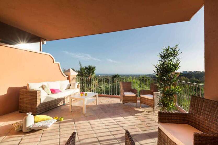 Wohnung zum Kaufen in Benahavís 417.500 € 153 m²