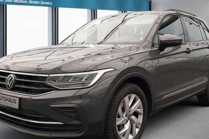 VW Tiguan 82.657 km 28.770 € Bad Salzuflen 32105