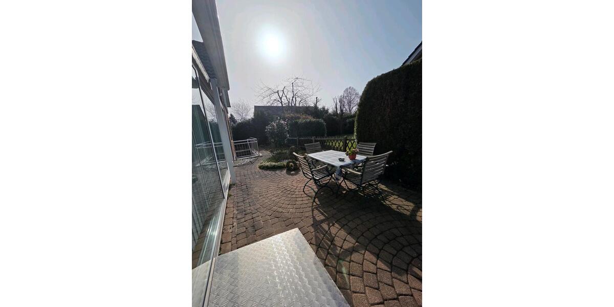 Erdgeschoßwohnung Enger - 3 Zimmer, 107 m&sup2;, 800&euro; | Angebot:25538856