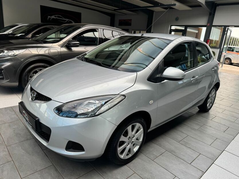 Mazda 2 74.000 km 4.950 € Detmold 32758