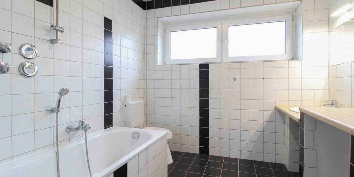 Etagenwohnung Halle (Westfalen) Halle - 4 Zimmer, 171 m&sup2;, 255.000&euro; | Angebot:26391142