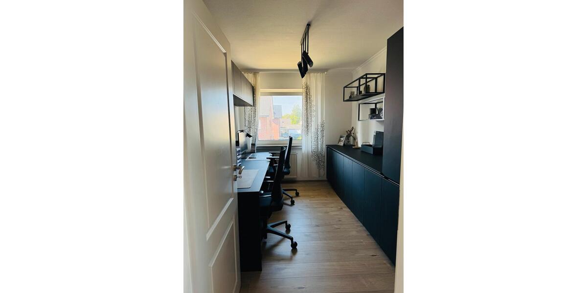 Einfamilienhaus Verl - 7 Zimmer, 215 m&sup2;, 549.000&euro; | Angebot:27230079