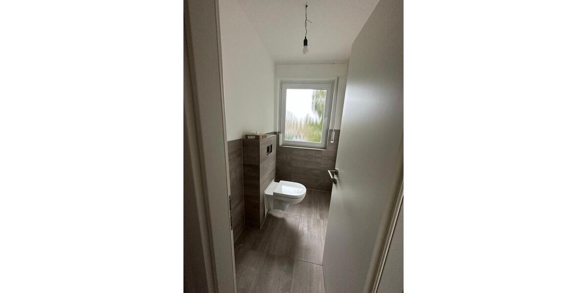Erdgeschoßwohnung Bielefeld Heepen - 4 Zimmer, 90 m&sup2;, 1.350&euro; | Angebot:26423178