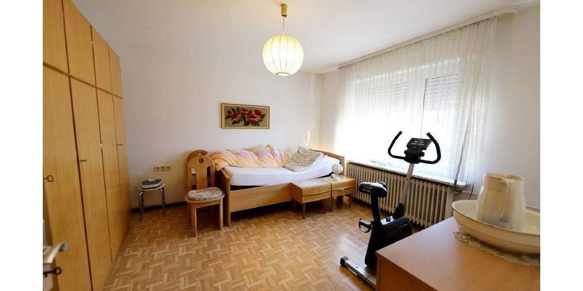 Einfamilienhaus Lage Kachtenhausen - 5 Zimmer, 99 m&sup2;, 180.000&euro; | Angebot:25776536