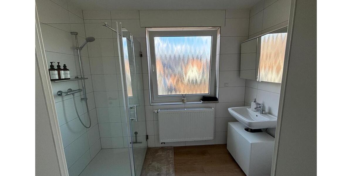 Maisonettenwohnung Gütersloh - 4 Zimmer, 92 m&sup2;, 1.350&euro; | Angebot:25563176