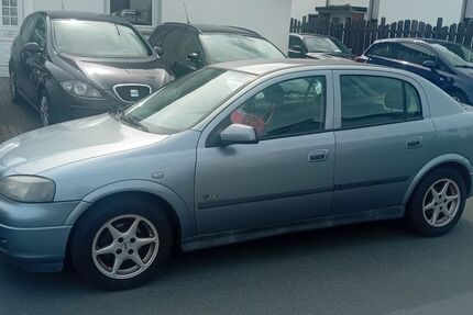 Opel Astra 138.000 km 1.999 &euro; Lage 32791