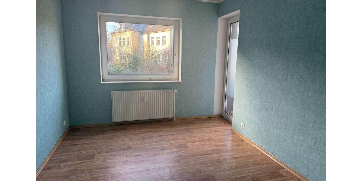 Etagenwohnung Lage - 3 Zimmer, 81 m&sup2;, 645&euro; | Angebot:26057728