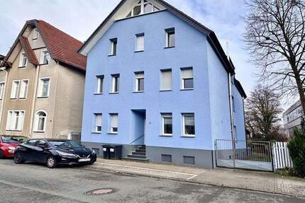 Großzügige Wohnung mit Wintergarten, Kaminofen und Einbauküche nahe Klinikum Mitte 3 zimmer
