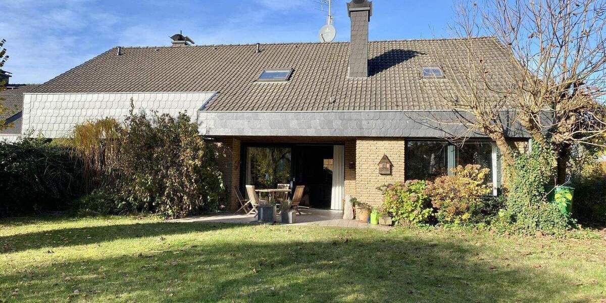 Einfamilienhaus Bielefeld Sennestadt - 5 Zimmer, 216 m&sup2;, 459.000&euro; | Angebot:25669159