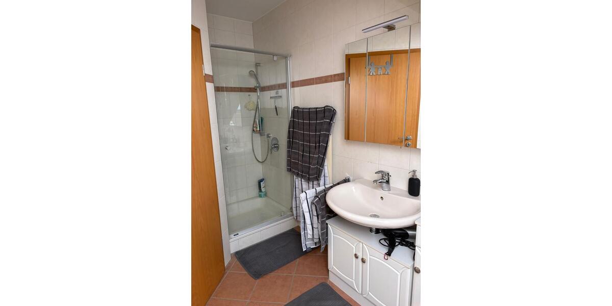 Etagenwohnung Enger - 3 Zimmer, 85 m&sup2;, 650&euro; | Angebot:26414663