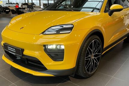Porsche Macan 8.900 km 96.900 &euro; Bielefeld 33719